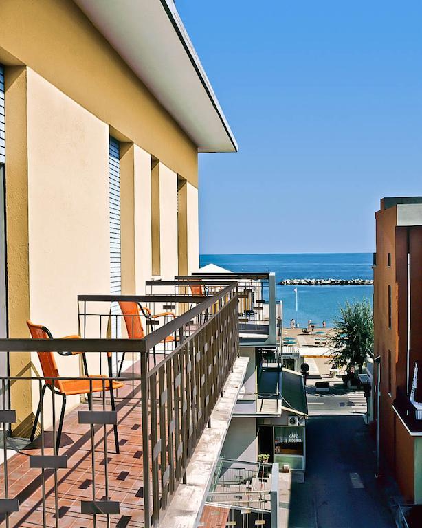 Otel Tura 3*